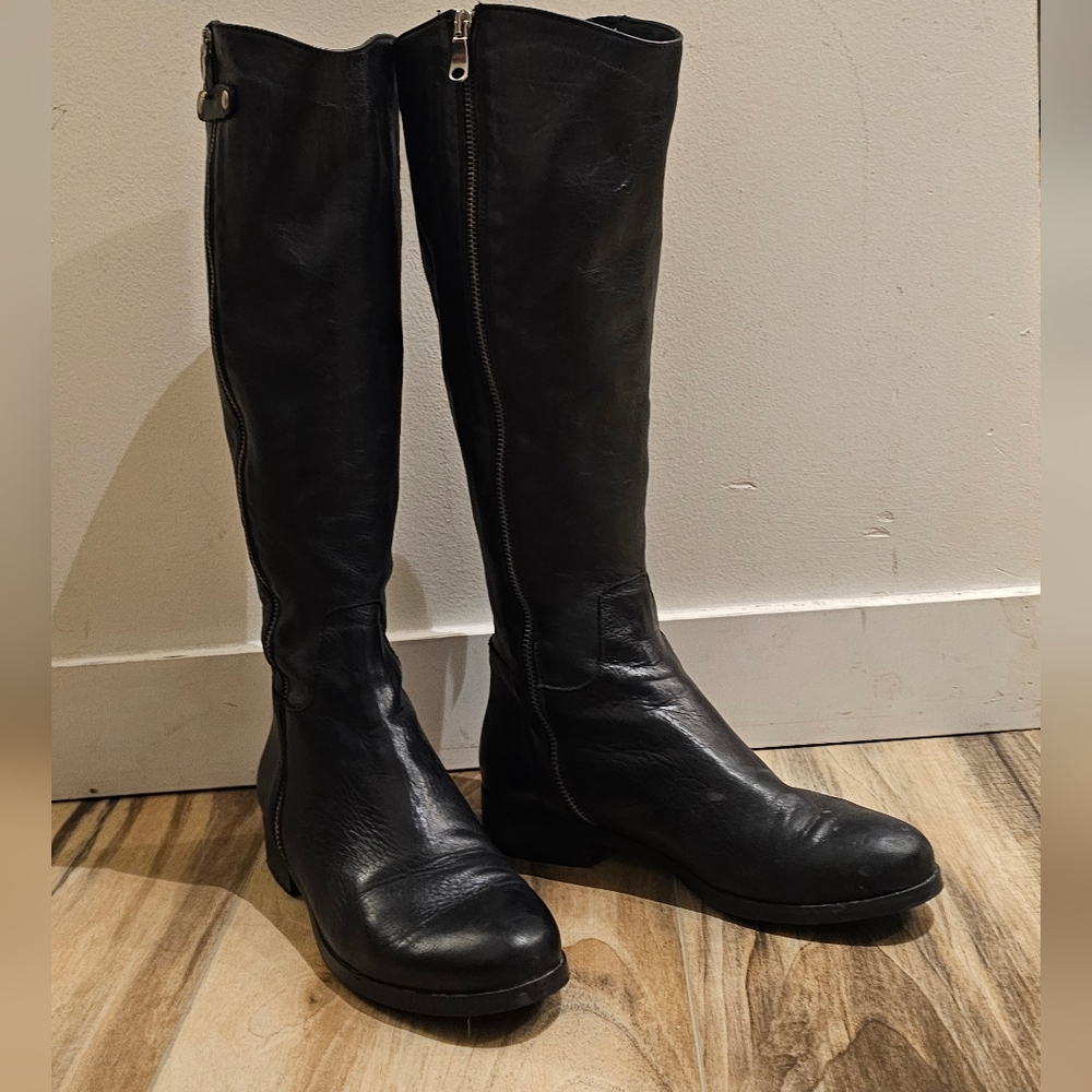 Vera Gomma Leather boots